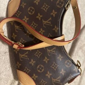 Luis Vuitton bag